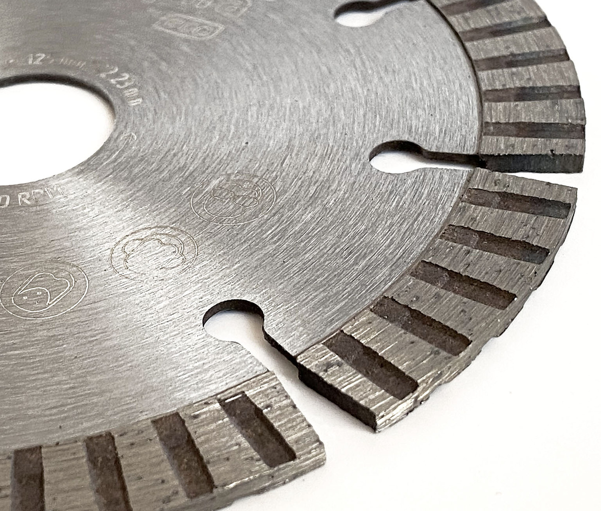 Универсальный диск Espira US-118 Eco